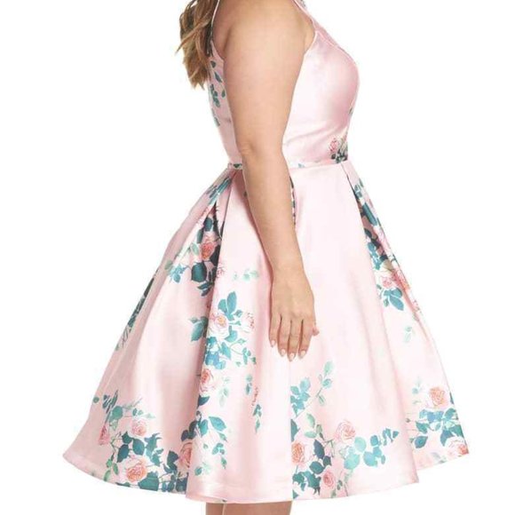 MAC DUGGAL  EMBELLISHED NECK FLORAL PRINT FIT & FLARE sz 20W - Picture 7 of 10